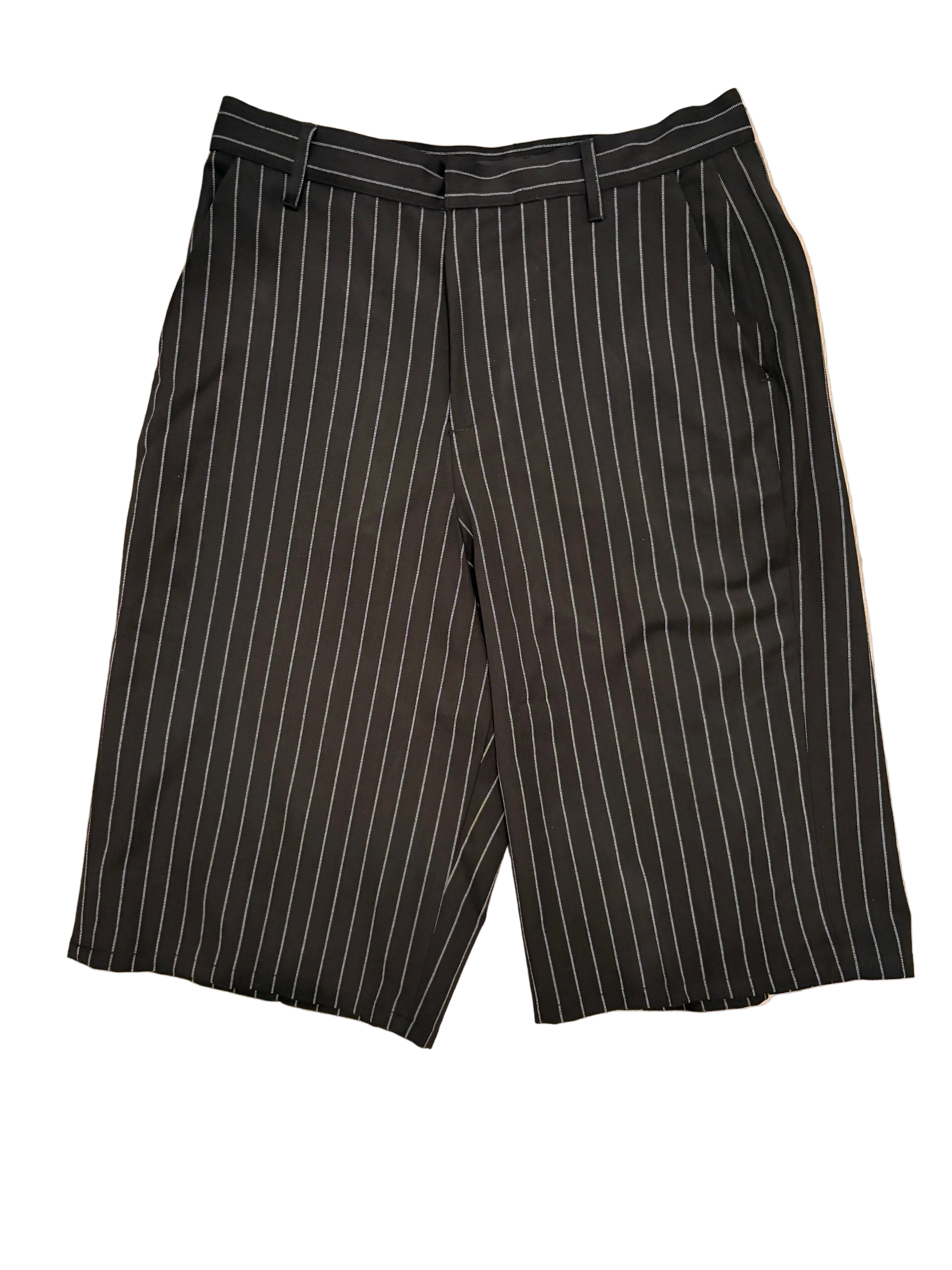 Pinstripe pleated shorts