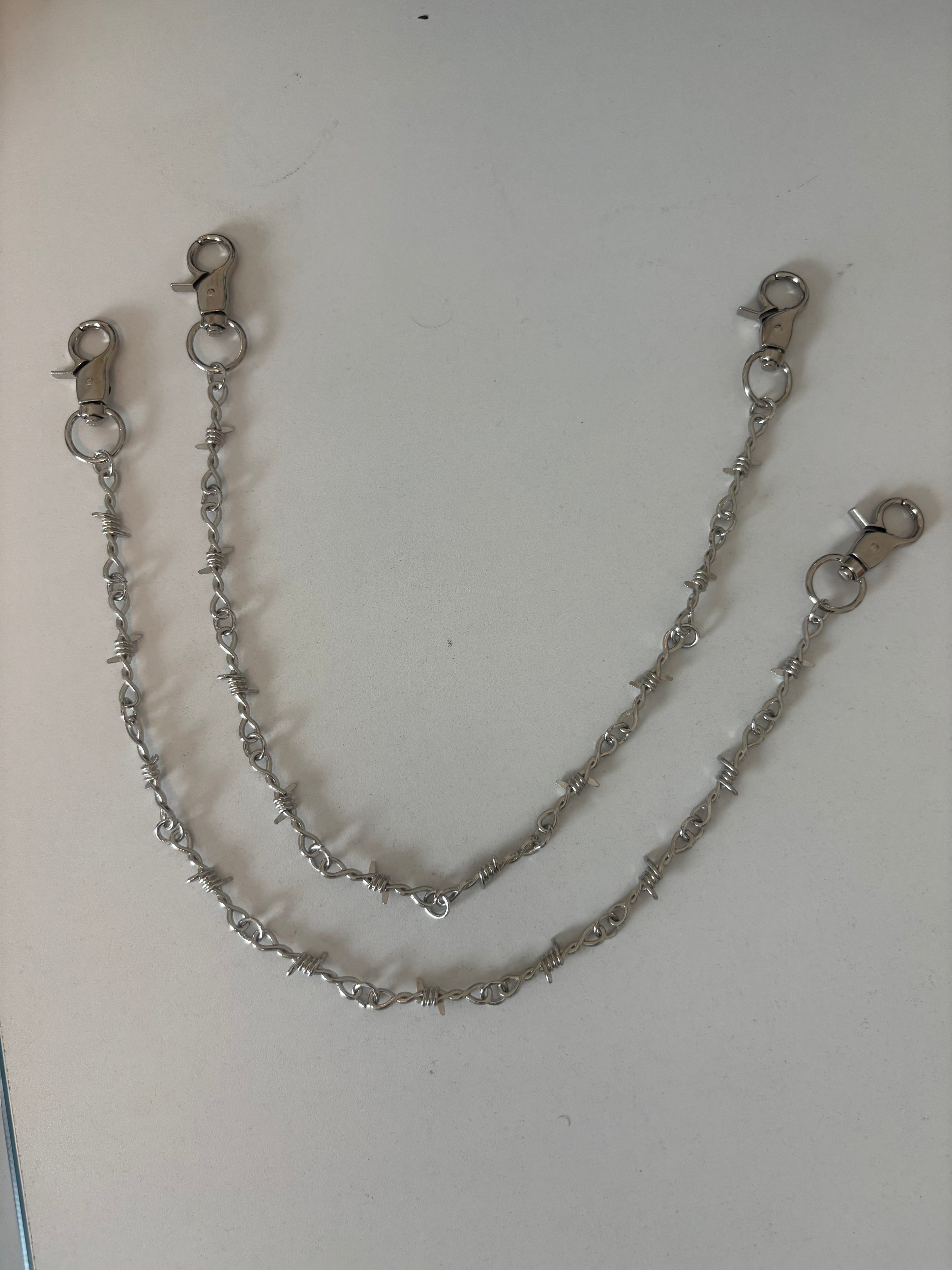 Wire pants chain