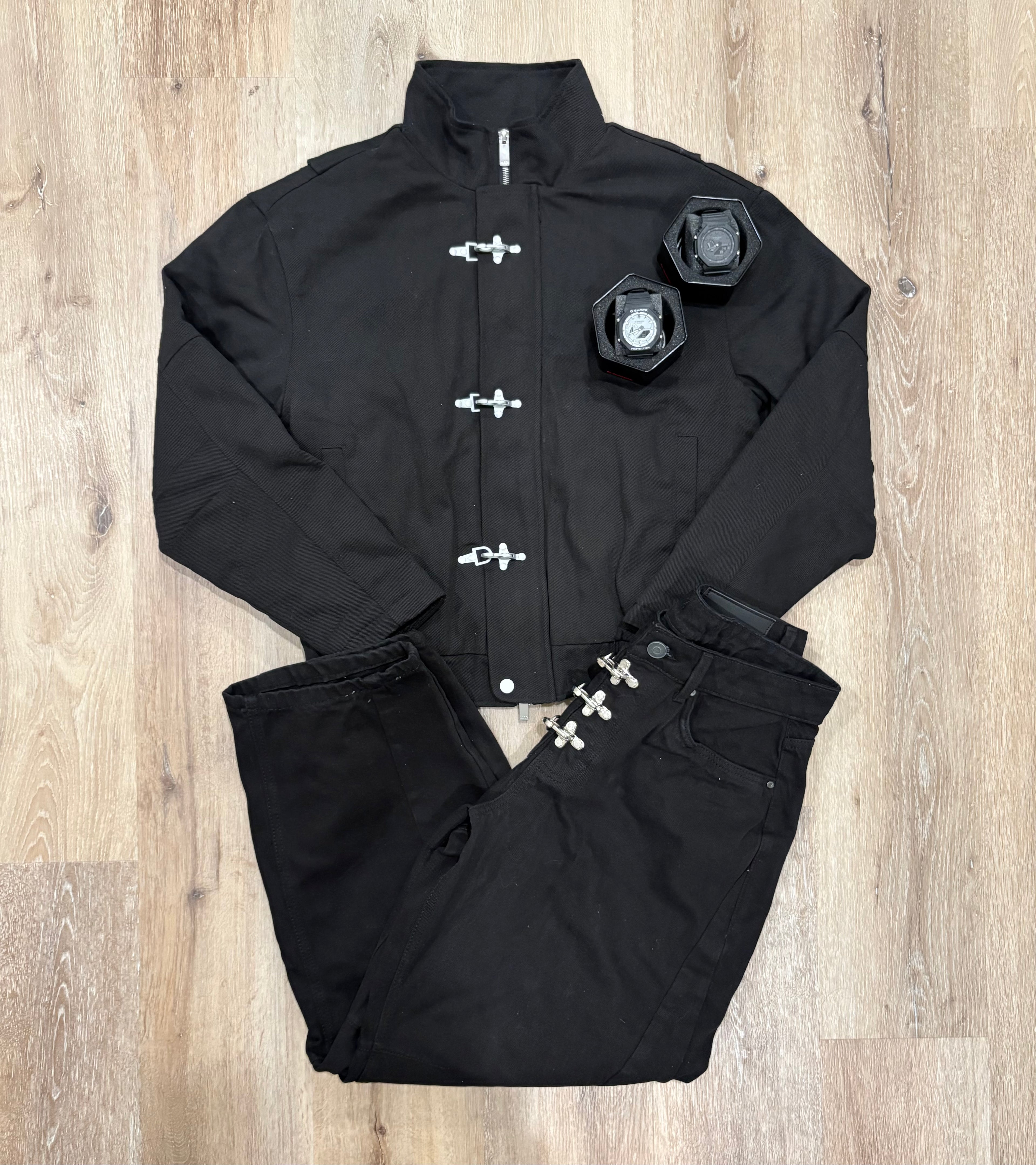 Black set